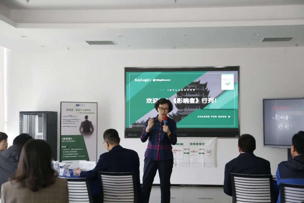 ɭ��������-׷�󿵽�,����һ������